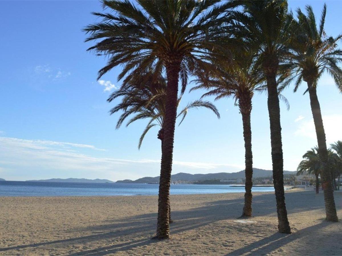 Studio Climatise Au Lavandou Avec Terrasse, Parking Et Environnement Calme - 3 Couchages - Fr-1-251-167 Льо Лаванду Екстериор снимка