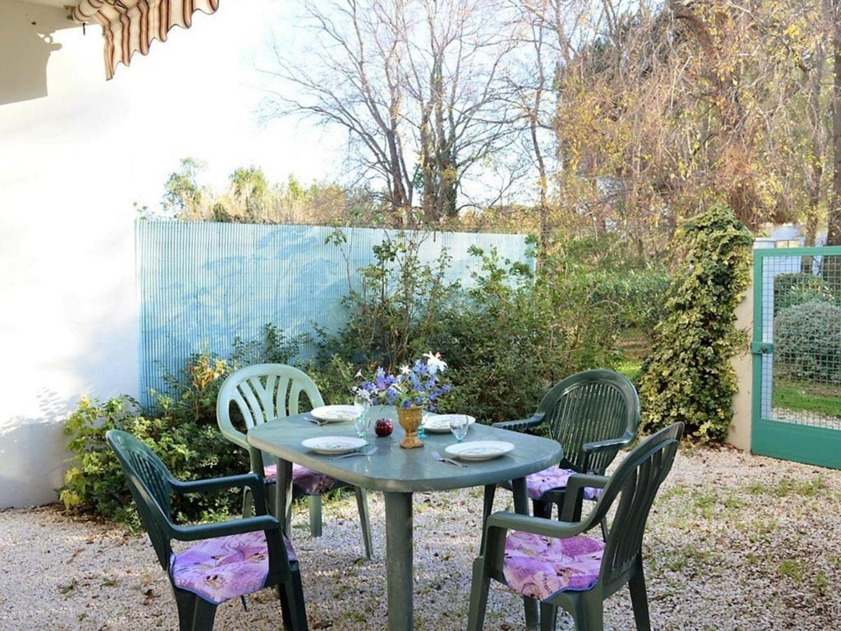 Studio Climatise Au Lavandou Avec Terrasse, Parking Et Environnement Calme - 3 Couchages - Fr-1-251-167 Льо Лаванду Екстериор снимка